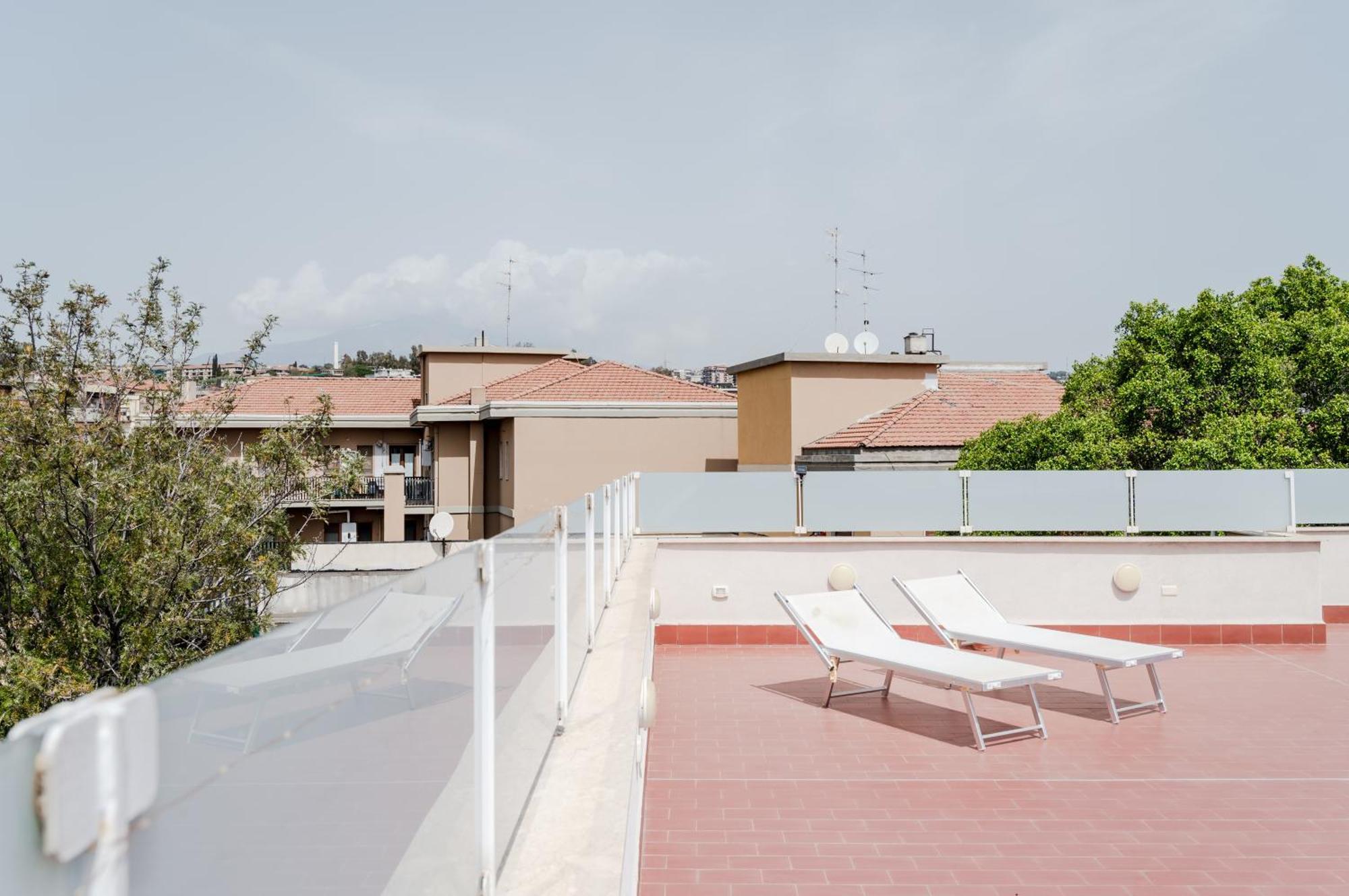 Catania Skyview Terrace: Your Urban Escape Exterior photo